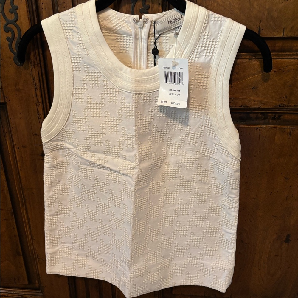 Pringle of Scotland sleeveless cotton top